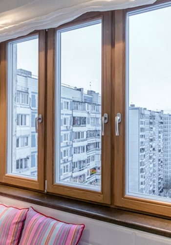 Заказать пластиковые окна на балкон из пластика по цене производителя Климовск