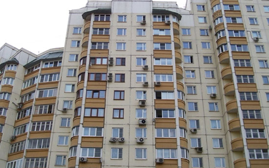 Остекление балкона в доме серии П 111М Климовск