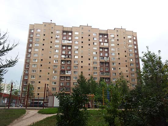 Остекление балкона в доме серии П 46 Климовск