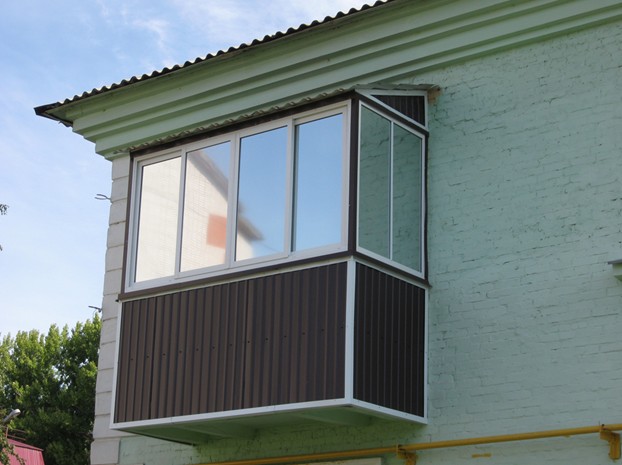 Легкое облегченное остекление балкона Климовск