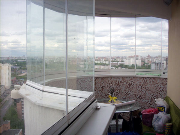 Остекление балконов: эркерных, круглых, закругленных Климовск